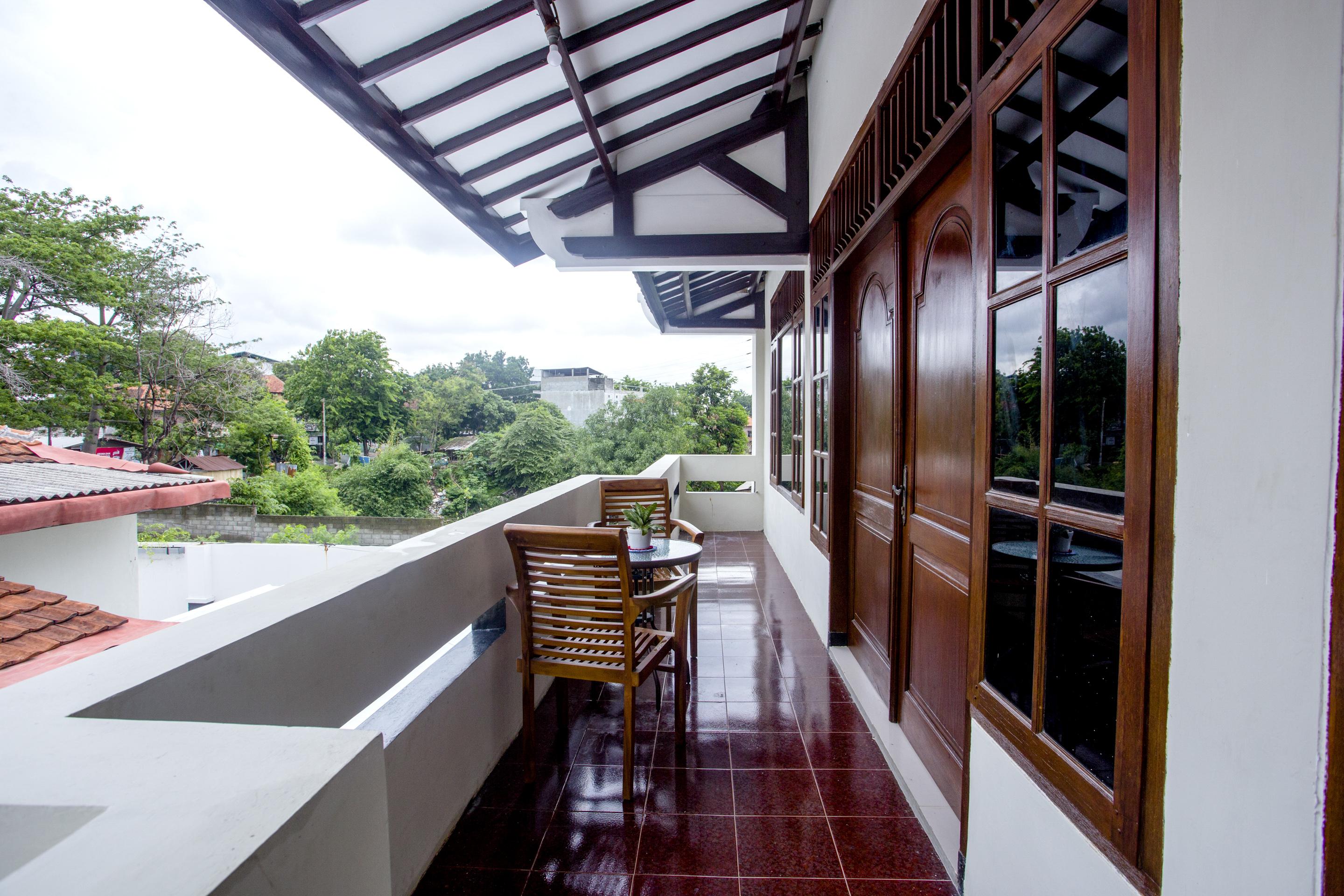 Safara Guesthouse Syariah Семаранг Экстерьер фото